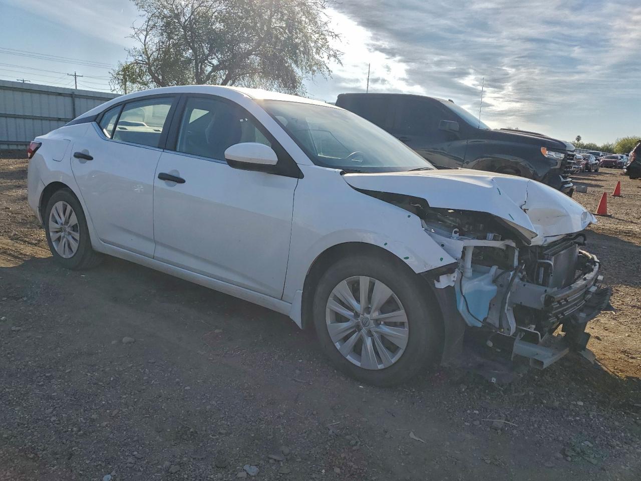 Nissan Sentra S Image 7