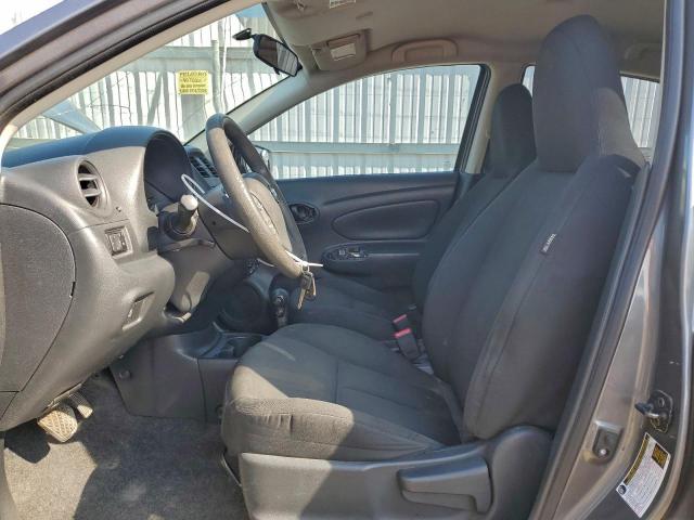Nissan Versa S Image 4