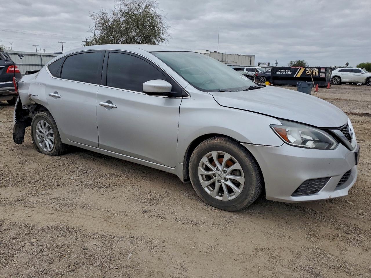 Nissan Sentra S Image 4