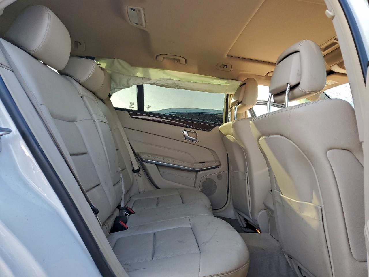 Mercedes-Benz E-Class 350 4matic Wagon Image 8