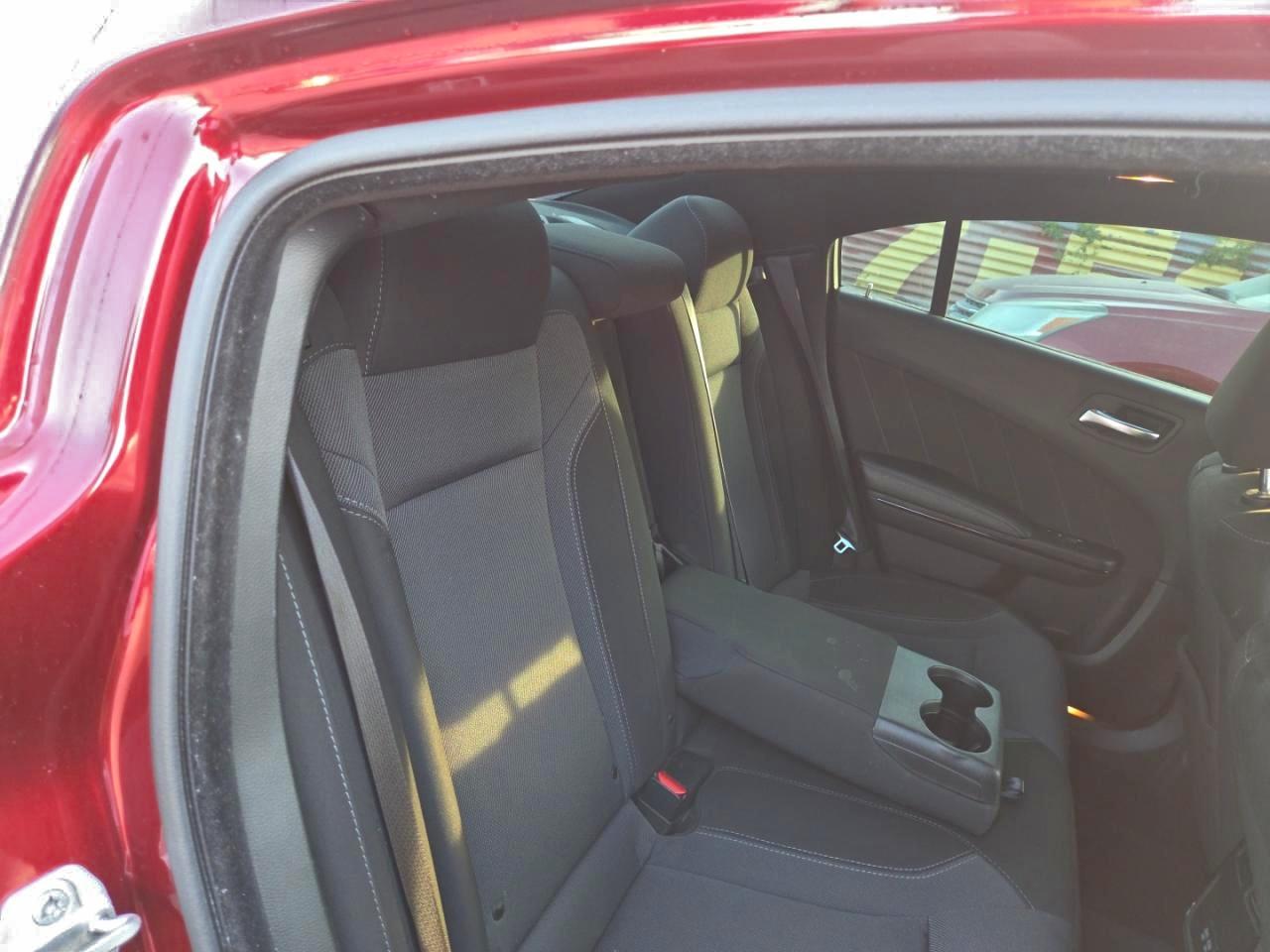 Dodge Charger Sxt Image 7