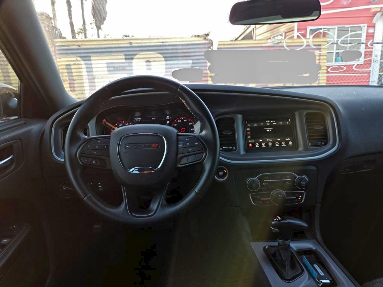 Dodge Charger Sxt Image 4