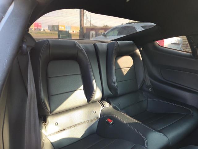 Ford Mustang Image 5