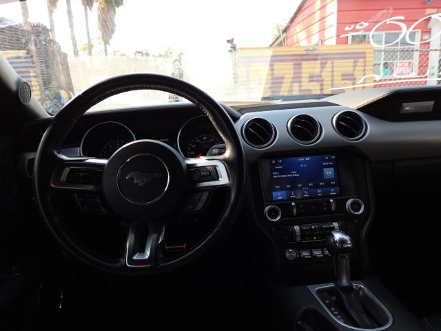 Ford Mustang Image 7