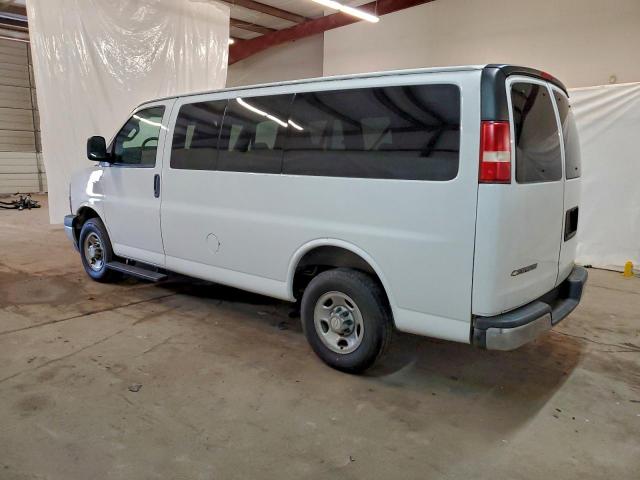 Chevrolet Express Lt Image 5