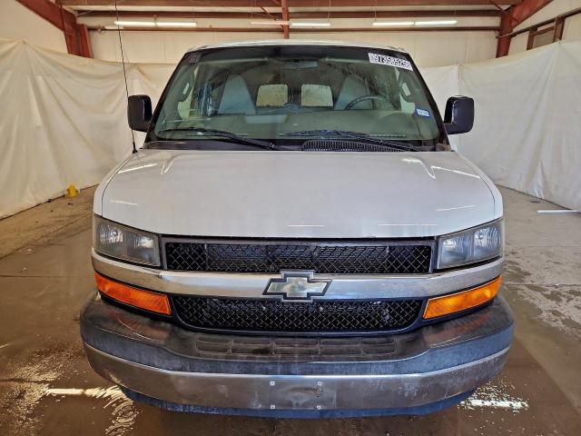 Chevrolet Express Lt Image 4