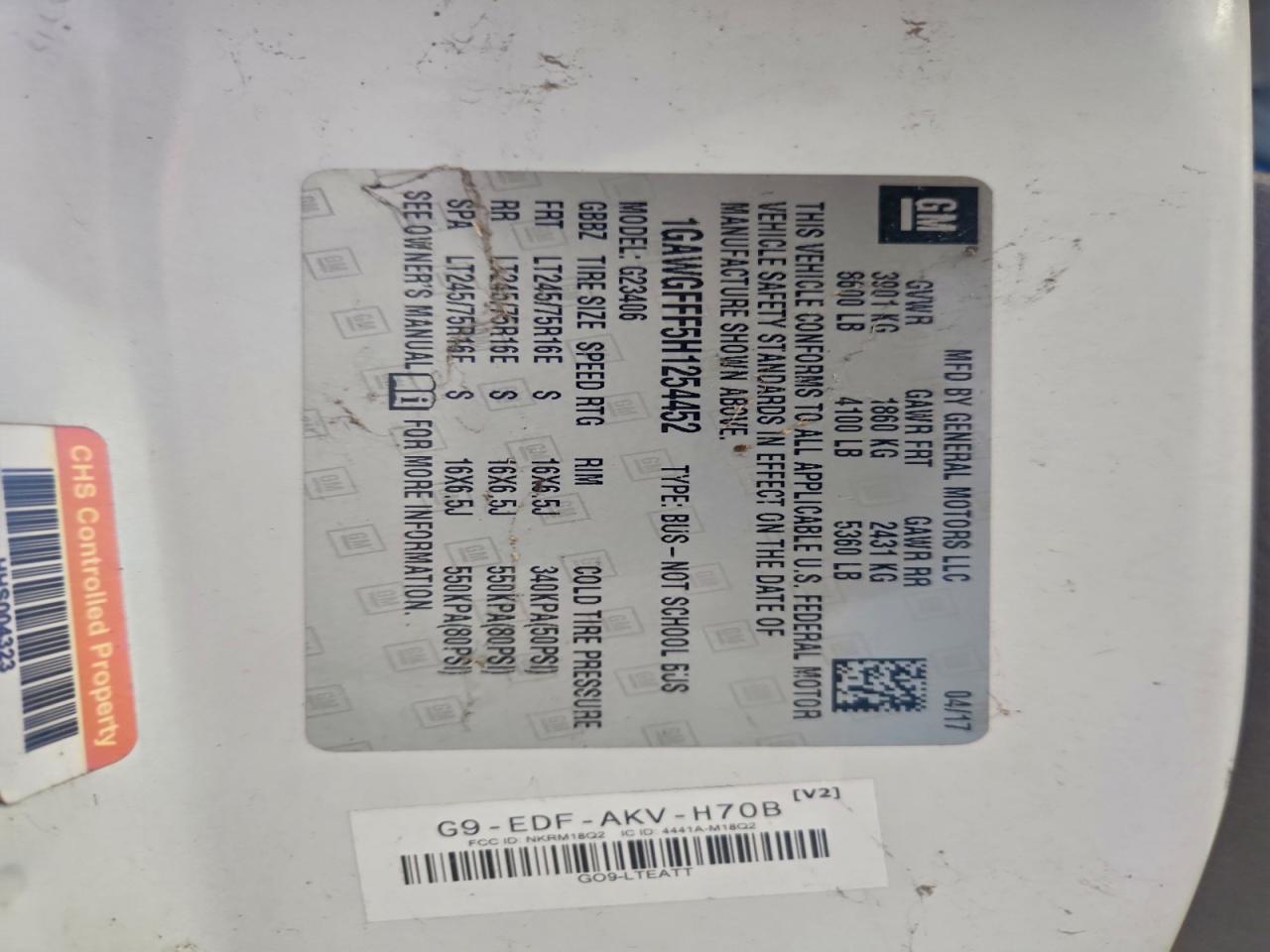 Chevrolet Express Lt Image 9