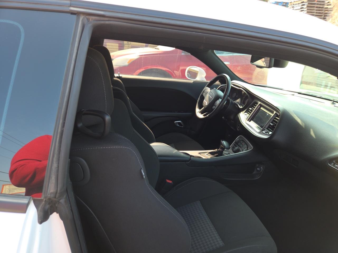 Dodge Challenger Gt Image 3