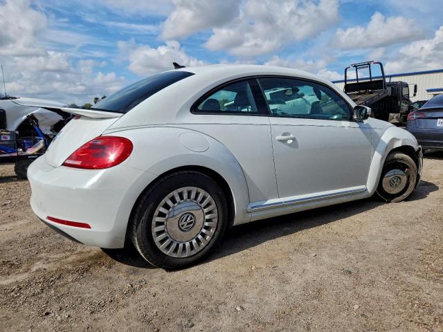 Volkswagen Beetle Se Image 6