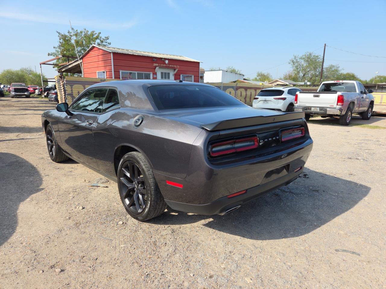 Dodge Challenger Sxt Image 6