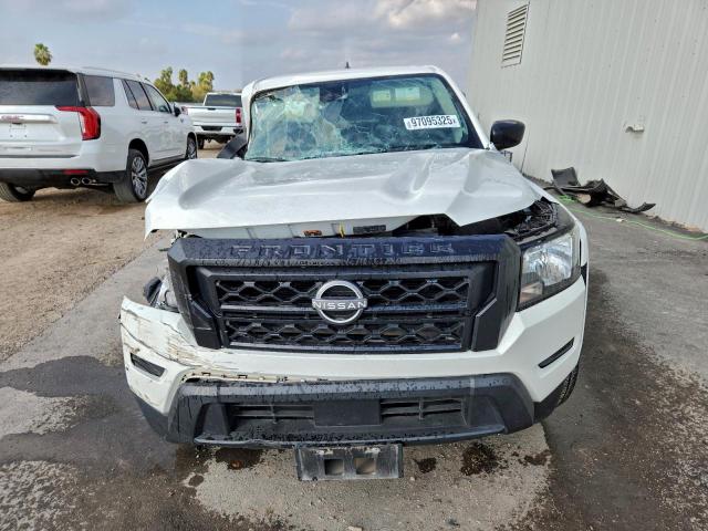 Nissan Frontier S Image 5