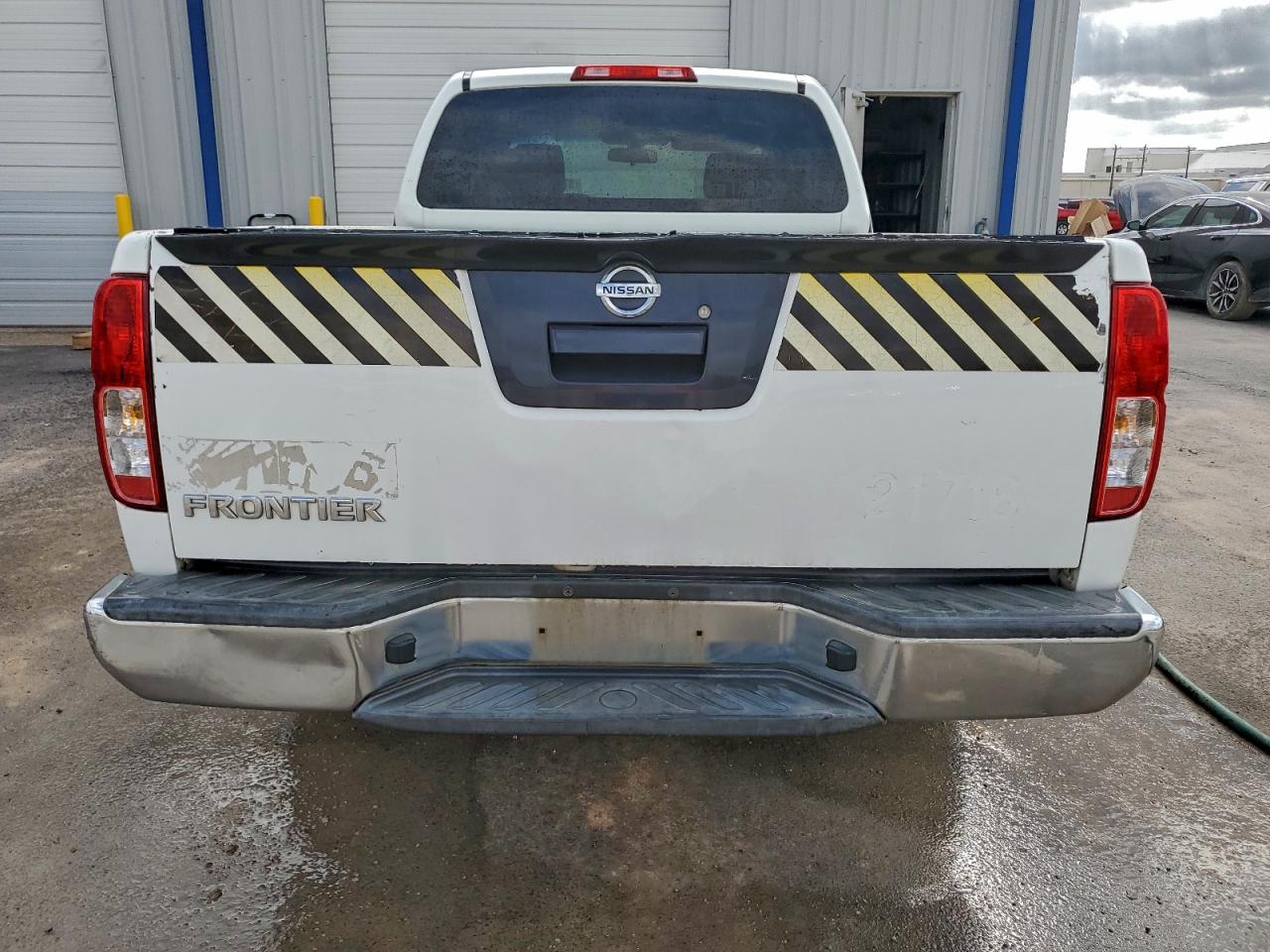 Nissan Frontier S Image 7