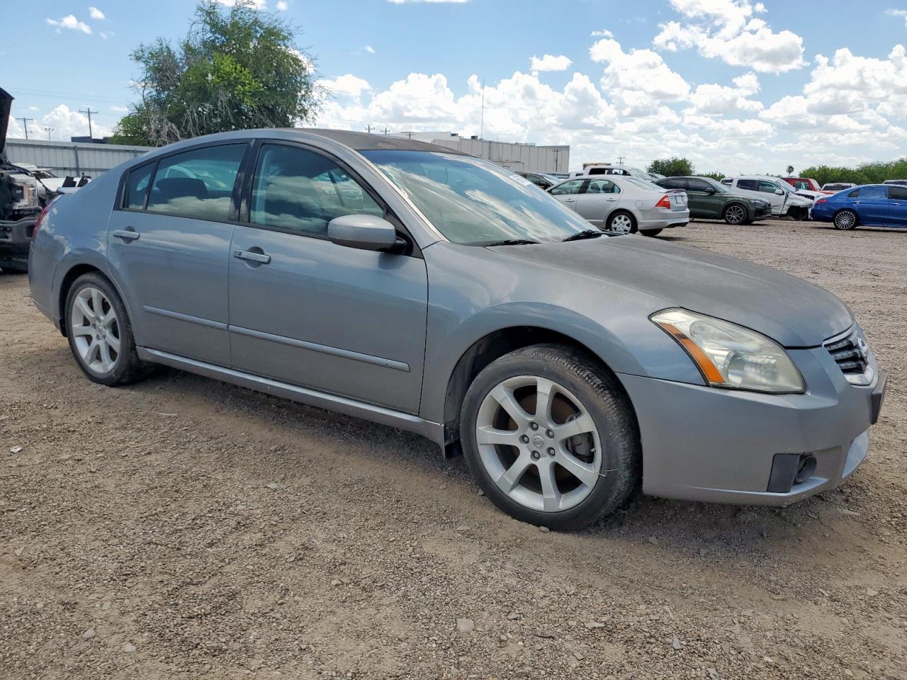 Nissan Maxima Se Image 10