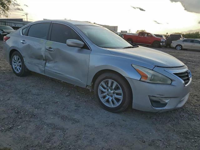 Nissan Altima 2.5 Image 8