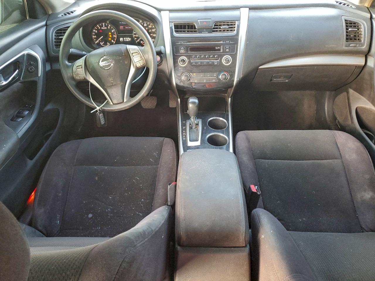 Nissan Altima 2.5 Image 9