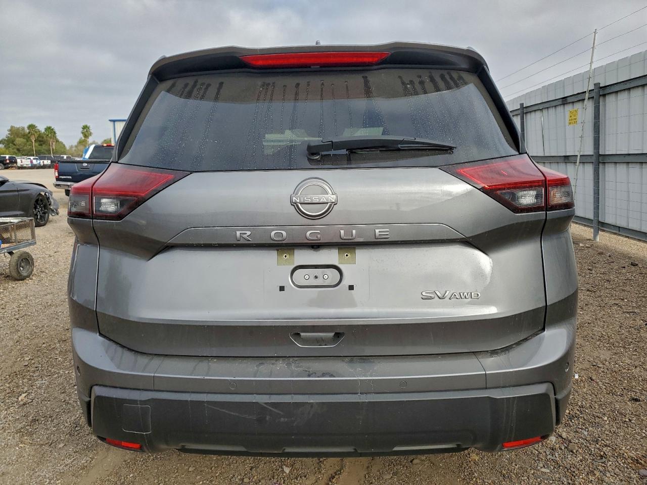 Nissan Rogue Sv Image 4