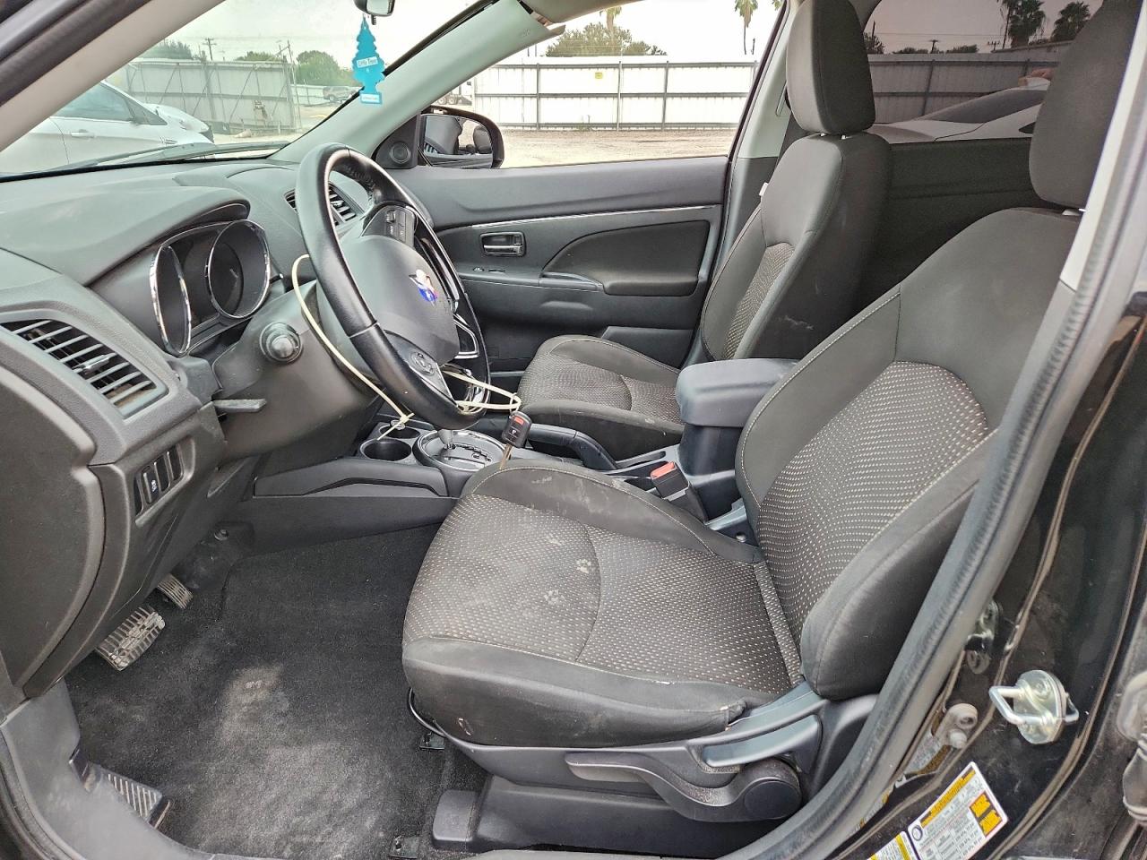 Mitsubishi Outlander Es Image 6