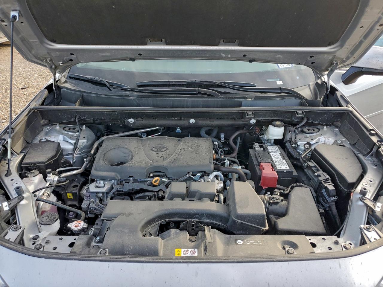 Toyota RAV4 Limited Image 9