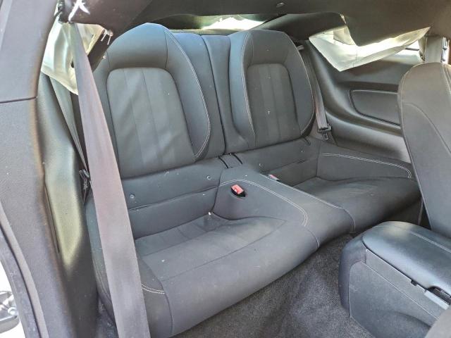 Ford Mustang Image 5