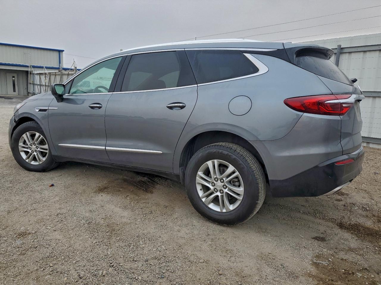 Buick Enclave Essence Image 3