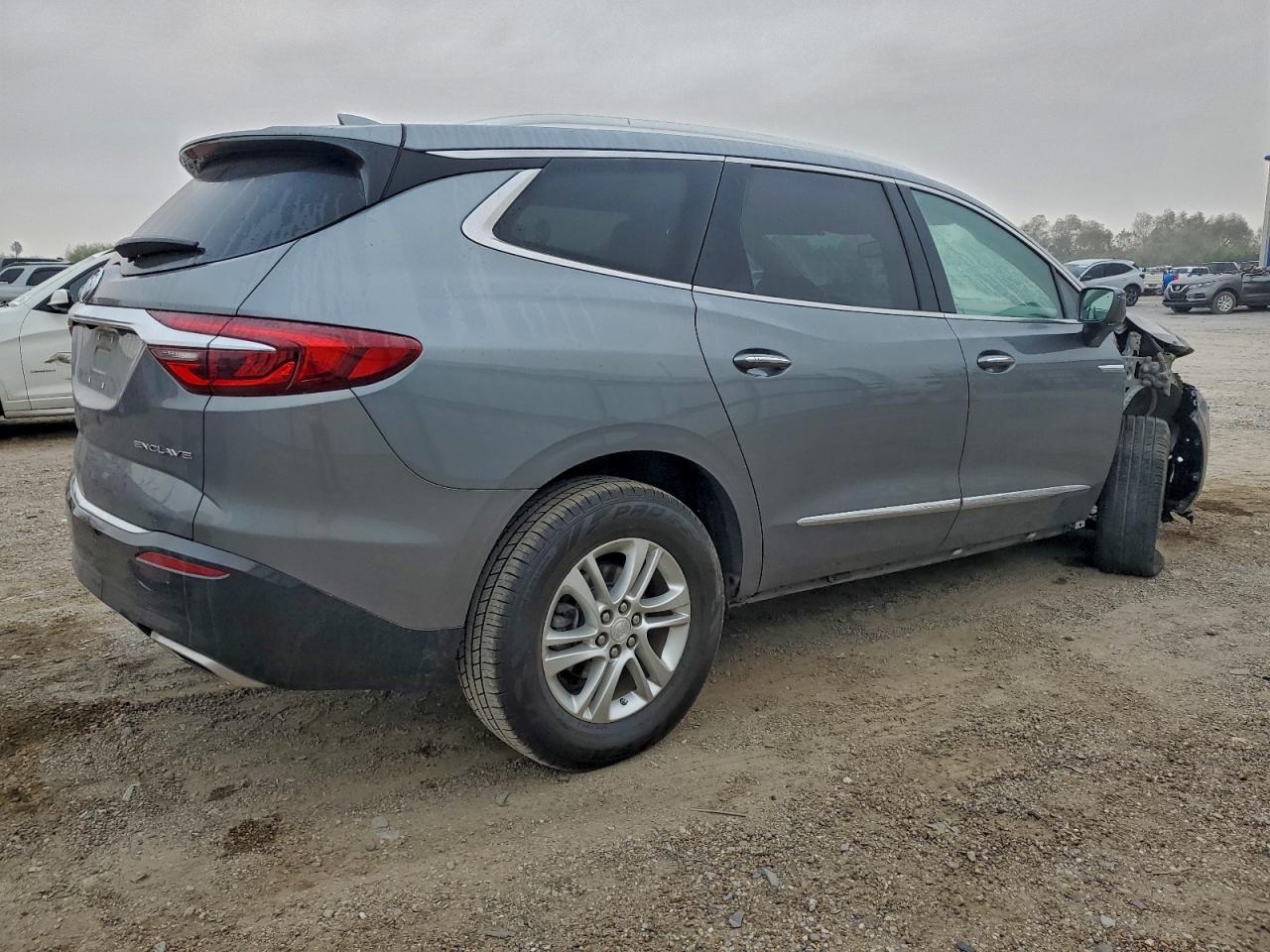 Buick Enclave Essence Image 12