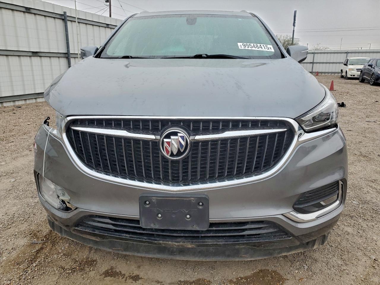 Buick Enclave Essence Image 13