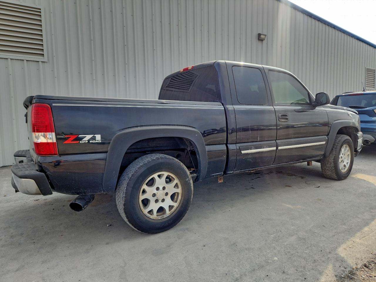Chevrolet Silverado K1500 Image 6