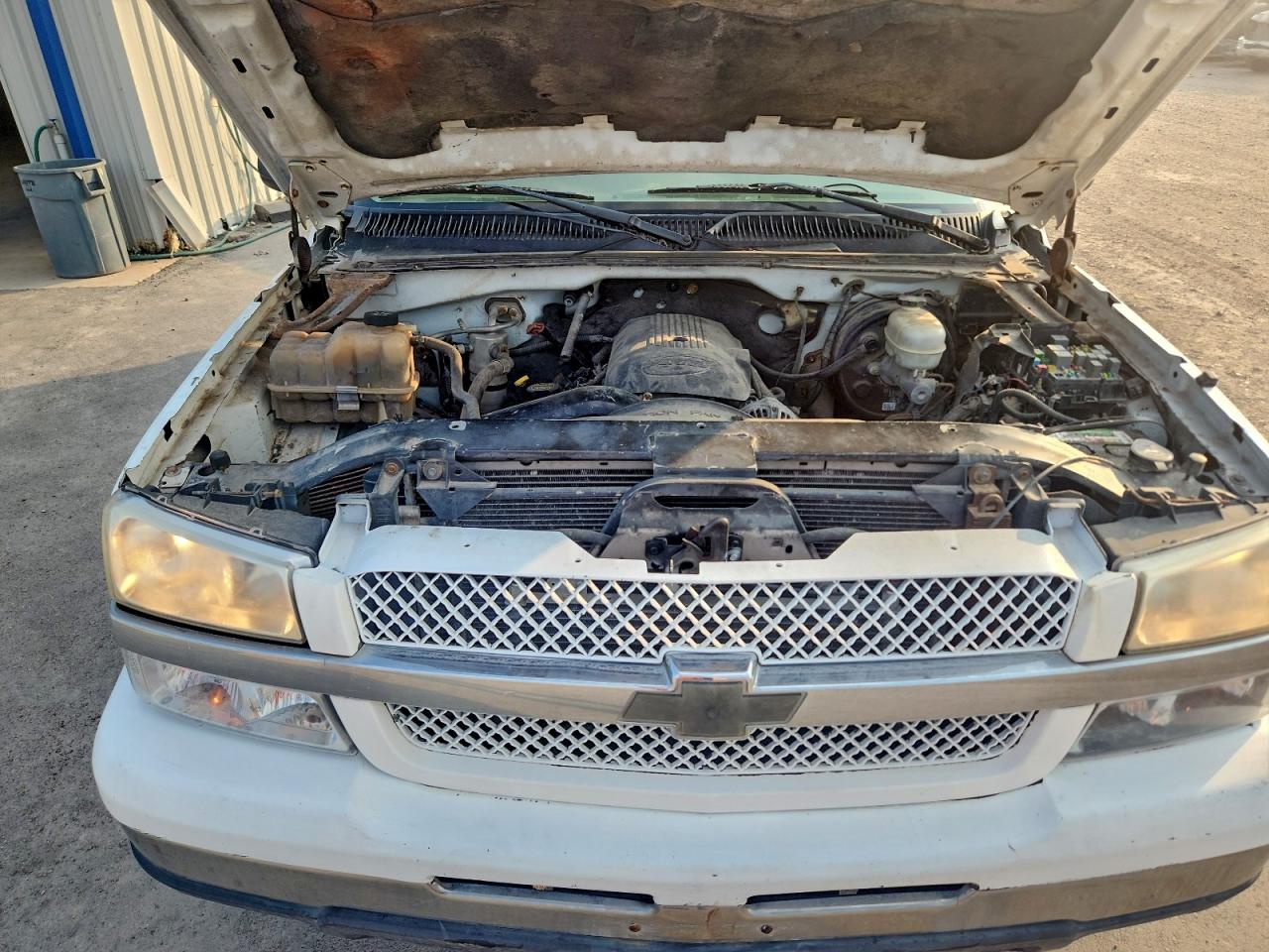 Chevrolet Silverado K1500 Image 6