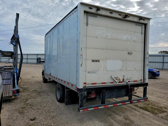 Chevrolet Express Image 12